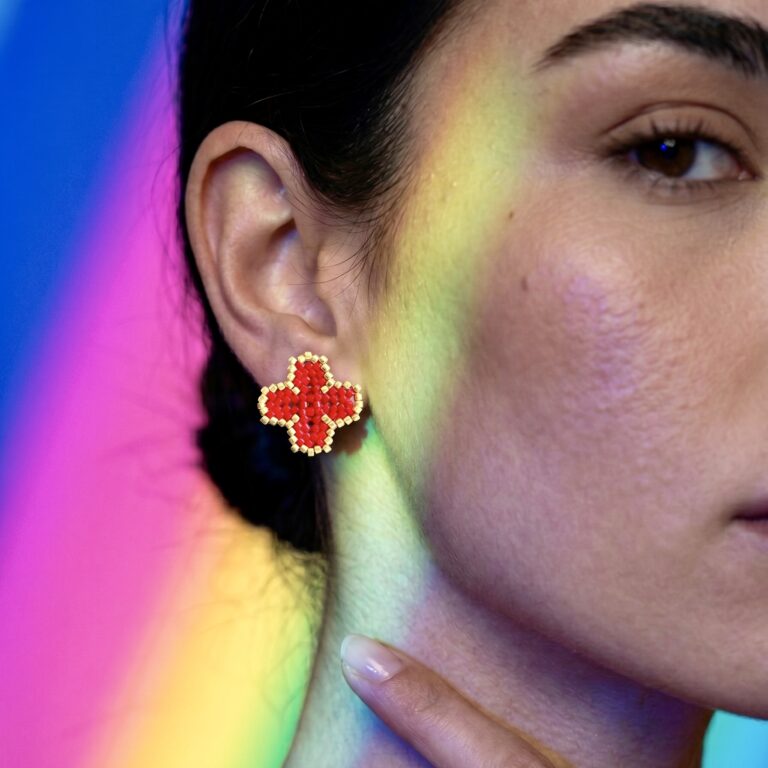 Ruby Bloom Ateş Çiçeği Küpe